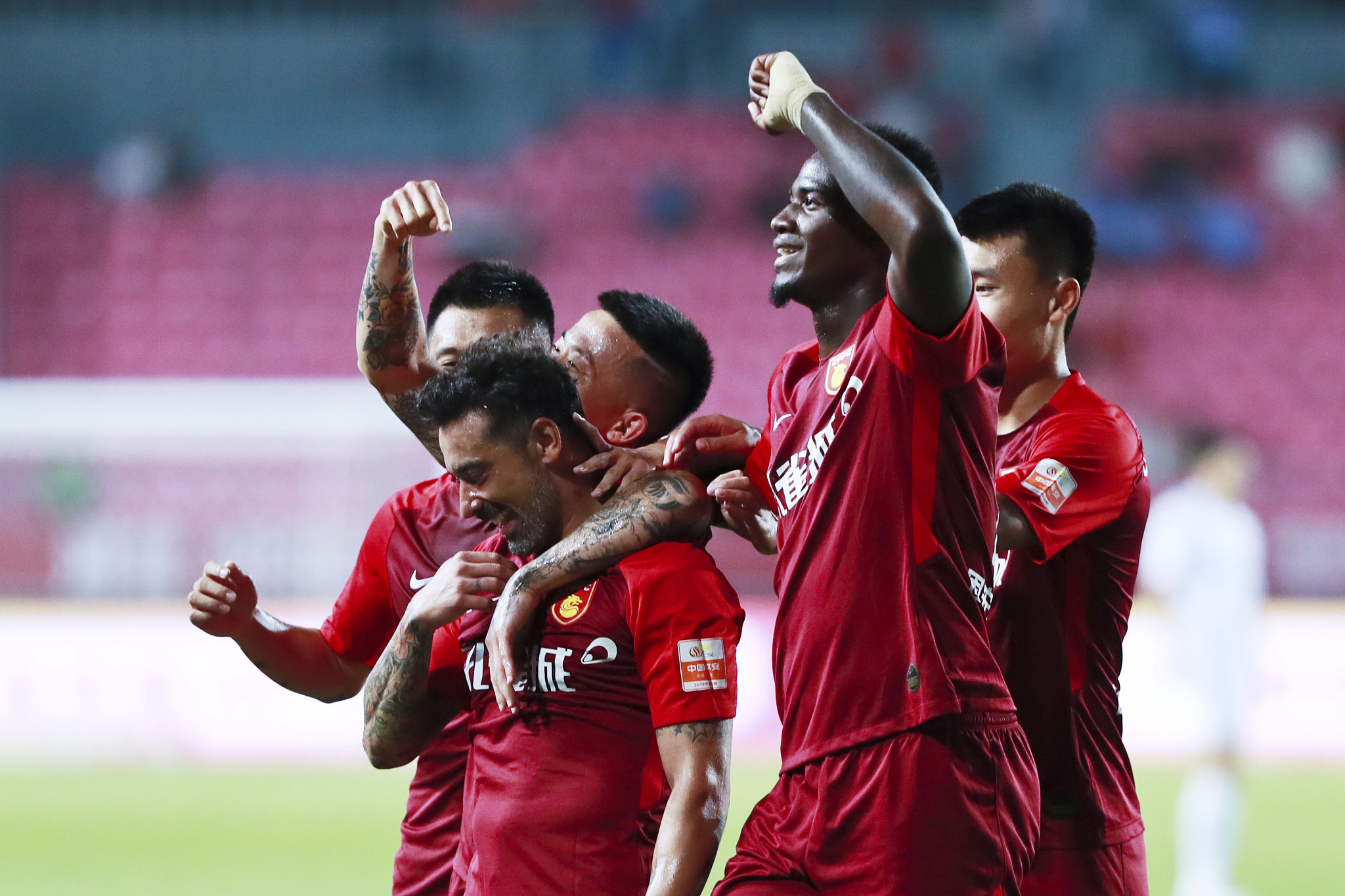 而且欧洲篮 而且欧洲篮