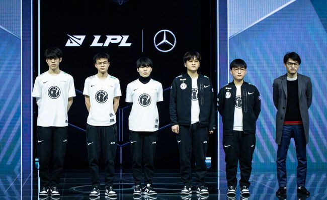 一个熟悉的 一个熟悉的