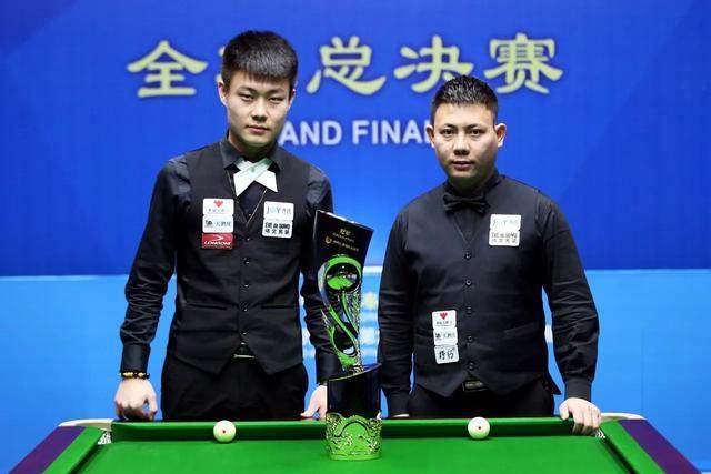 工资与摊销 工资与摊销