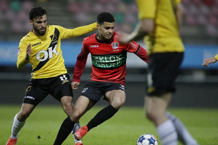 教练组以速 教练组以速